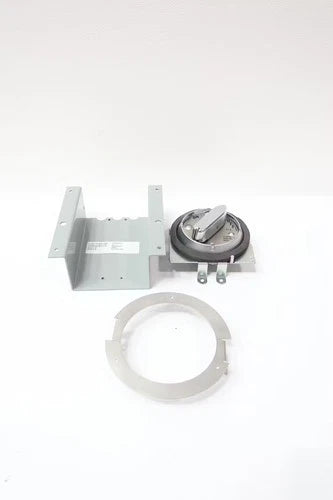 Siemens E2RH1 Rotary Handle Enclosure Mechanism