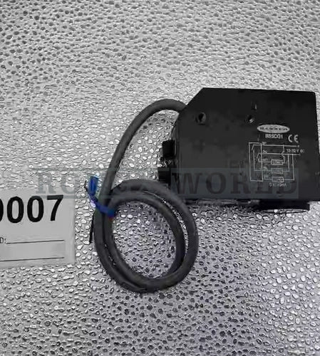 ONE BANNER sensor R55CG1 New