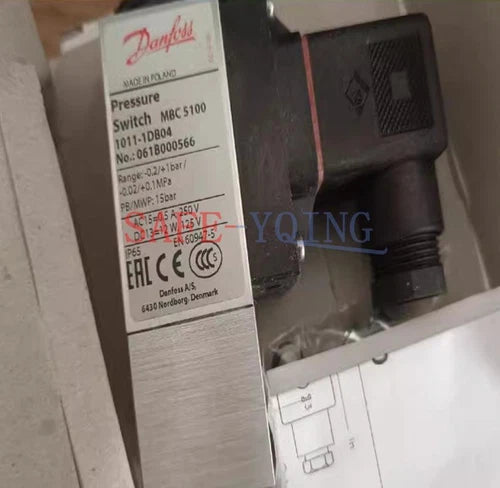 1PCS Danfoss 061B000566 pressure switch new