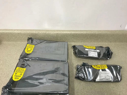 Bently Nevada 3300/48-03-02-00-01/3300-45-04-01-00-00 NEW