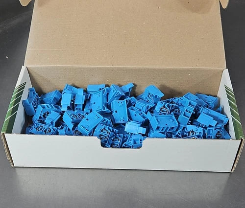 Wago 264-734 conductor Ground Terminal Block - Lot of 69.??         ???? Loc3E-7