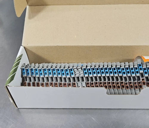 Wago 260-567 Screwless Claming Systems - Lot of 39.??                  ? Loc3D-6