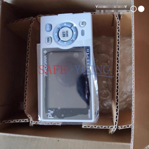 1PCS Yokogawa UM33A-000-10 Digital indicating regulator new