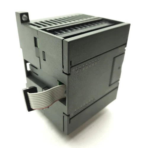 Siemens 6ES7 223-1BH22-0XA0 S7-200 SIMATIC Digital I/O Module, 8 In 8 Out, 24VDC