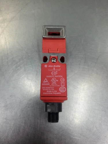 ALLEN BRADLEY 440K-E33075 Ser B GuardMaster Elf Safety Switch.              5E-8