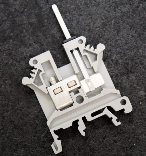 PHOENIX CONTACT 50pcs FEED Feed Through Terminal Block UK 4-TP(2.4x0.8)L 3086021 Grey