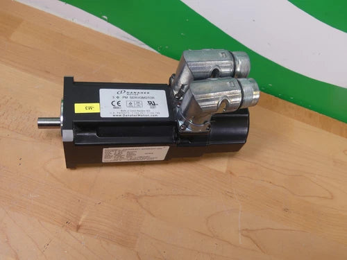 Kollmorgen Synchron-Servomotor AKM22C-ANB2R-00  Neuwertig