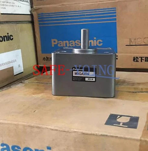 1PCS Panasonic Gear Head M9GA90M NEW
