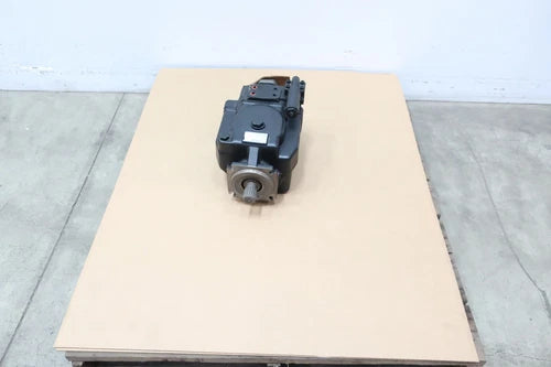 Vickers 02-142919 PVH131QIC RCF 3S 10 C25 31 Variable Hydraulic Piston Pump