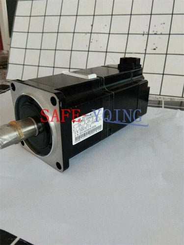 New 1PCS Yaskawa servo motor SGMAS-02A2A2C