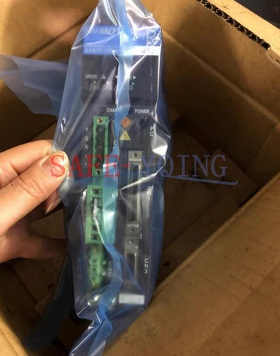 New 1PC SANYO RS1A03LT01 AC SERVO DRIVER
