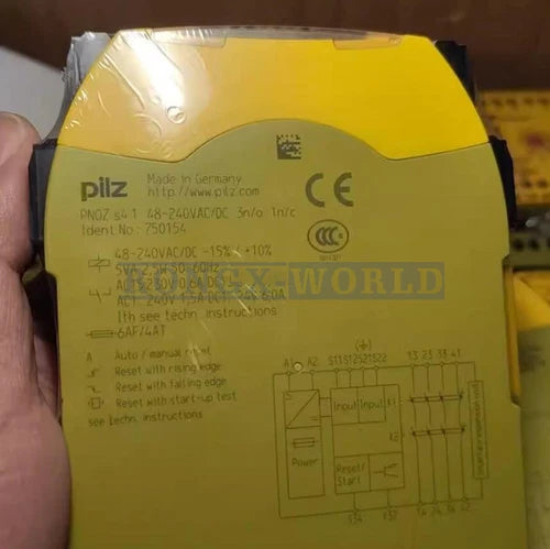 One Pilz 750154 Safety Relay PNOZ s4.1 new