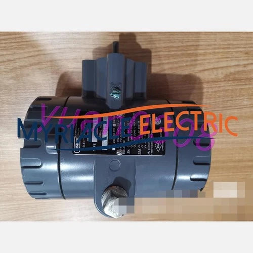 1pcs NEW Fisher 4210 valve position transmitter DHL Fast delivery