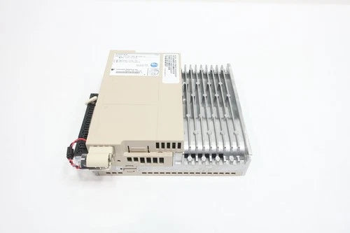 Yaskawa SGDV-R90FE1A002000 Servopack Servo Drive 115v-ac 230v-ac 100w 3ph