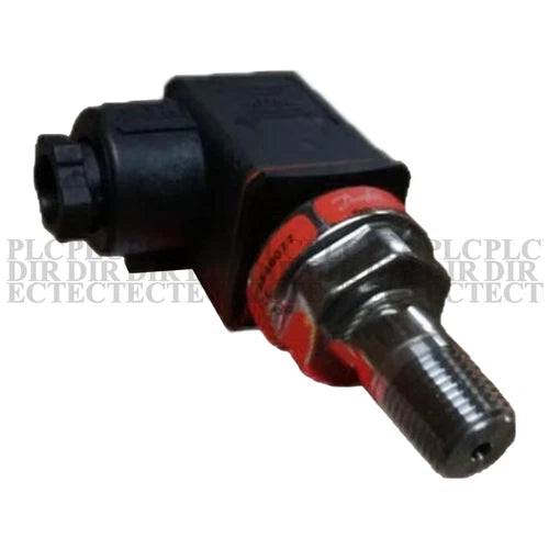 New DANFOSS 064G6567 Pressure Sensor