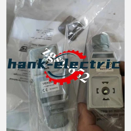 VICKERS EHH-AMP-702-D-20 Proportional Valve 1PC New Fast Shipping FedEx DHL