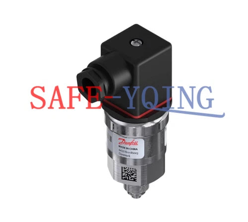 ONE new Danfoss AKS33 060G2116 pressure transmitter