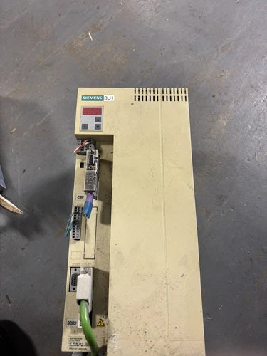 SIEMENS 6SE7022-7EP50-Z MASTERDRIVES MC AC DRIVE USED