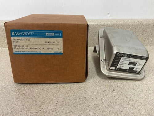 Ashcroft GPSN4GV25 X2C 15PSI NOVO