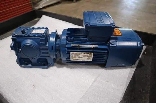 NEW Sew Eurodrive S47 DRN80M4/BE1HR Helical Worm Gearmotor STOCK HP146
Opens in a new window or tab