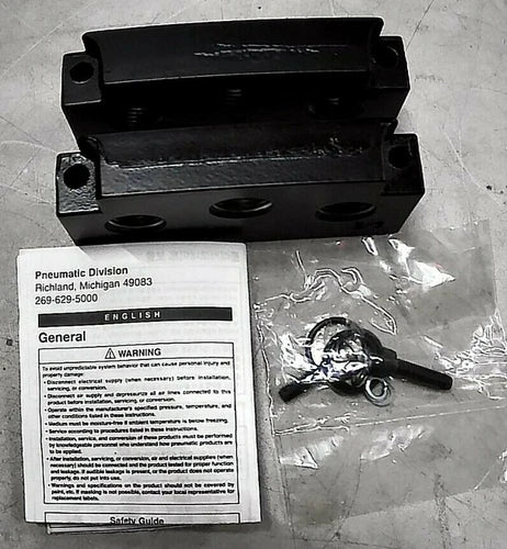 PARKER SCHRADER BELLOWS PS2815P END PLATE KIT 3/8IN NPT (RT & LT END PLATES) *FS