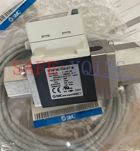1PC SMC PF3W740-F04-BT-M digital flow meter switch  new