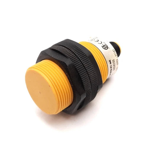 Turck Ni15-S30-AP6X-H1141 Inductive Proximity Sensor, 15mm, 10-30VDC, 4-Pin M12