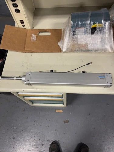 NEW NO BOX FESTO DZH-50-400-PPV-A Flat Cylinder 50mm Bore X 400mm  10Bar PMax