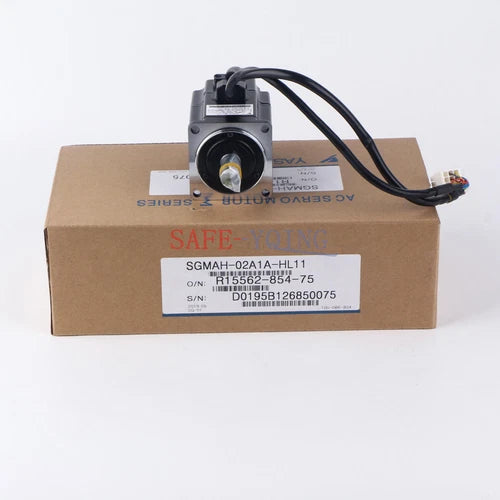 ONE YASKAWA Servo Motor SGMAH-02A1A-HL11 NEW
