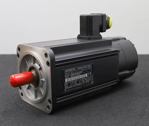 BOSCH INDRAMAT Servo Motor MAC071B-0-TS-3-C/095-B-0/S001 3000RPM 4.4/6.6Nm