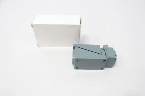 Allen Bradley 802T-ATP Oiltight Plug-in Limit Switch