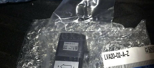 ONE IN BOX SMC chemical liquid valve LVA20-02-A-Z NEW