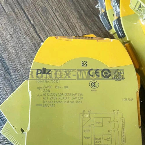 ONE PILZ 750101 PNOZ s1 Safety Relay New