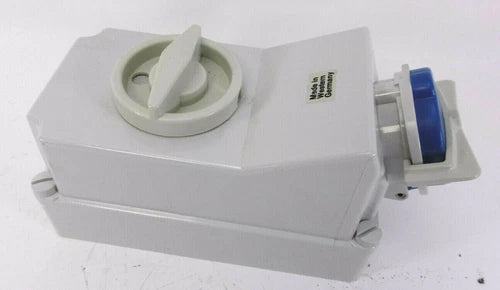 CEEform Wandsteckdose | 32-9h/220~ | 4 polig