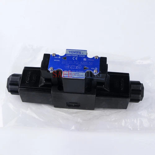 1PCS NEW YUKEN Electromagnetic directional valve DSG-01-3C2-A200-50