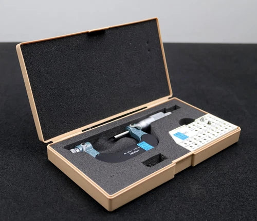 MITUTOYO Gewinde-Messschraube No. 126-126 mit Messeins?tzen 126-804 M4C und M4V