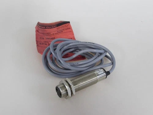 Baumer Electric FZA 18N1002 FZA-18N1002 MINT