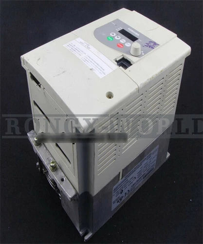 ONE TOSHIBA Inverter VFS9-4037PL-WN 380V 3.7KW USED