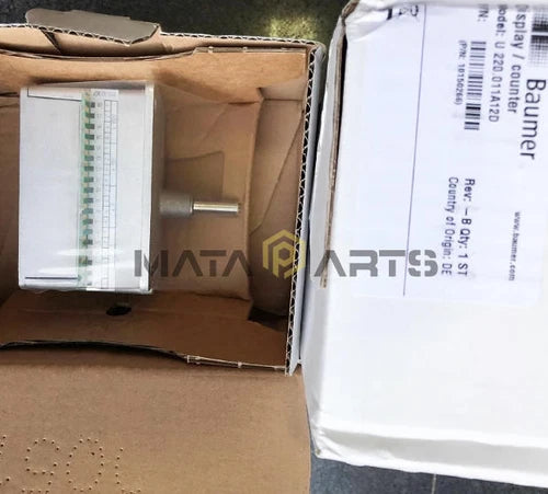 One NEW Baumer U220.011A12D Rack Counter #F3