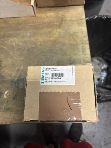 SIEMENS 3TK2923-0BB4 3TK29 23-0BB4 New