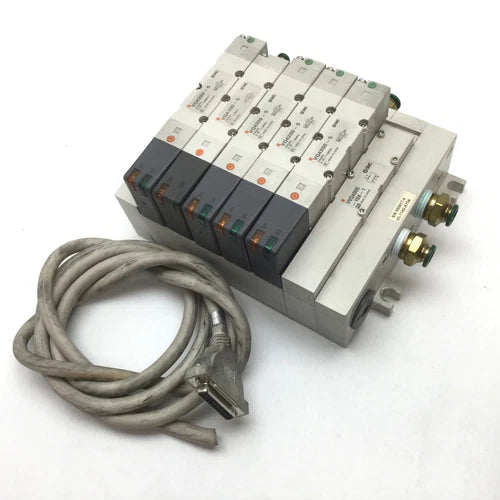 Bank of 4 SMC VQ4200-5 & 1 VQ4100-5 Solenoid Valve, 2-Position 5-Port, 24VDC