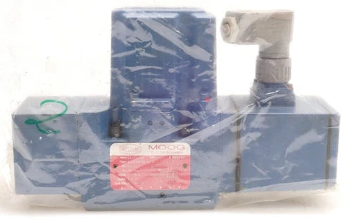 NETSTAL MOOG Servoregelventil D661Z4754 Typ: P80HXAM6NEA2-K