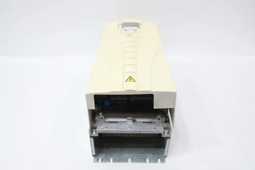 Abb ACS550-U1-031A-4 Vfd Drive 20hp 0-480v-ac 0-500hz 380-480v-ac