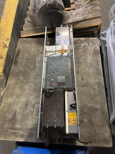 Siemens Inverter 6SE7032-7EE85-0AA0 6SE7 032-7EE85-0AA0 USED