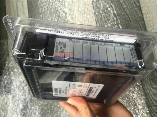 NEW ONE GE-FANUC IC693MDL730J module