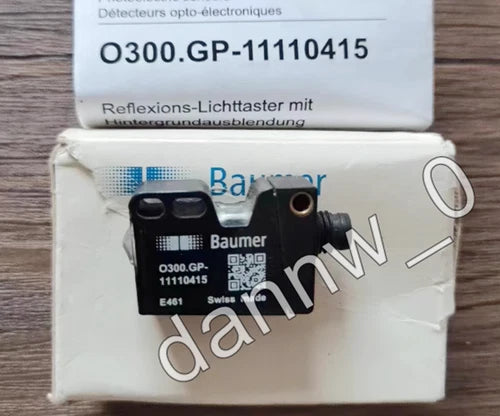 1PC New in box Baumer O300.GP-11110415  Photoelectric switch