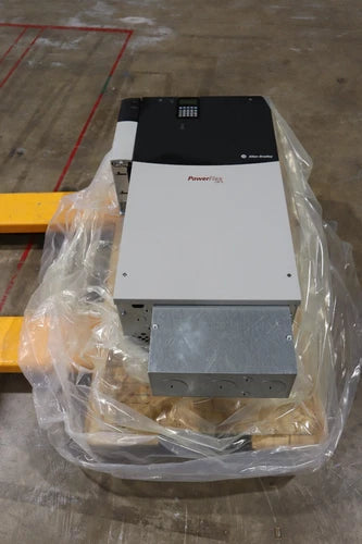 Allen Bradley 20DD248A3ENNACNNN 200 HP POWERFLEX 700 STOCK S-638
Opens in a new window or tab