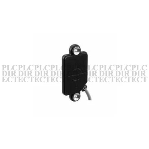 NEW Baumer CFDK-25G1125-LN4 Capacitive Sensor