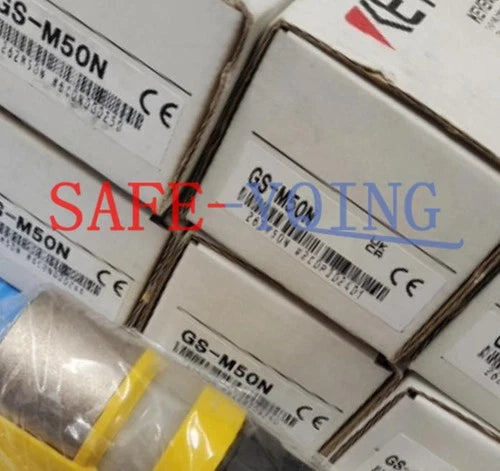 One KEYENCE GS-M50N safety door switch sensor New