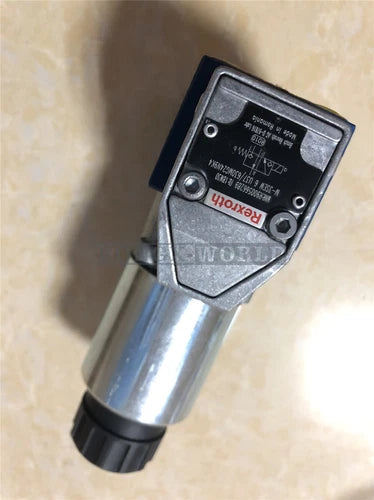 1PCS Rexroth valve R900566289 M-3SEW6U37/630MG24N9K4